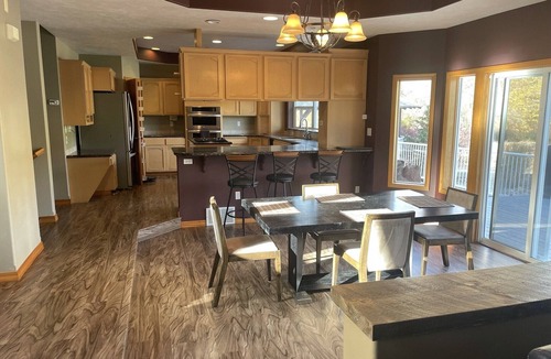 Nine Mile Falls House | A PIECE OF PARADISE: A HOUSE WITH A 20 YARD SALT H2O POOL, HOT TUB ON THE RIVER!