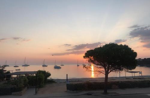 Favone Apartment | A Rossa Location