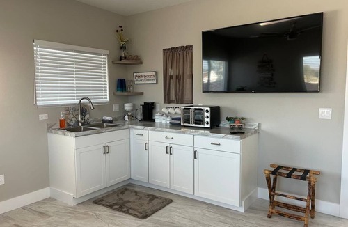 Las Vegas Apartment | A Stunning 2 in 1 studio w/Master bathroom suit