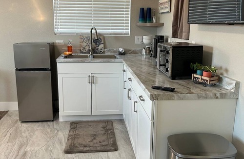 Las Vegas Apartment | A Stunning 2 in 1 studio w/Master bathroom suit