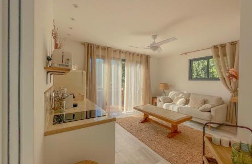 Molini House | A Vadina - Hébergements de charme avec piscine & spa, Porticcio