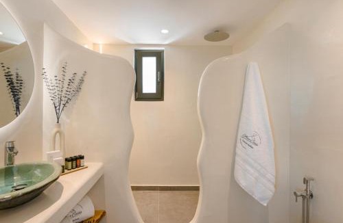 Akrotiri Hotel | Acro Caldo Suites