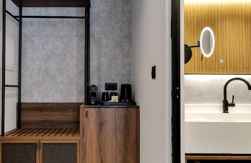 Psirri Hotel | Acropolis Grid Athens