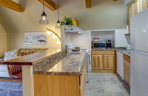 Pinetop-Lakeside Cottage | Adorable A-frame Cabin in Pinetop-lakeside!