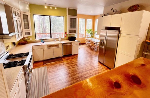 Flagstaff Cabin | Adventure & Relaxation in the Pines of Flagstaff