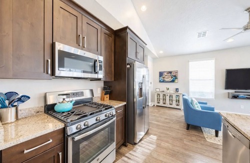 Sienna Hills Villa | Adventure`s base! Family friendly, heated pool