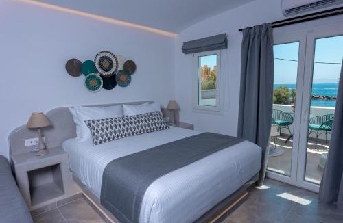 Kamari Hotel | Aegean Gold