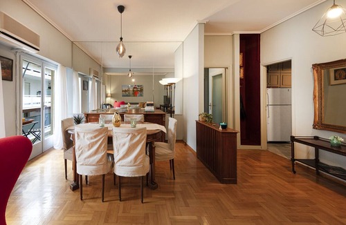 Koukaki Apartment | Ag. Nikolaou 4 · Spacious 3 Bedroom apt near Acrop