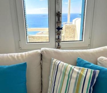 Batsi Villa | Aggeliki's Cycladic Villa by Hostandros