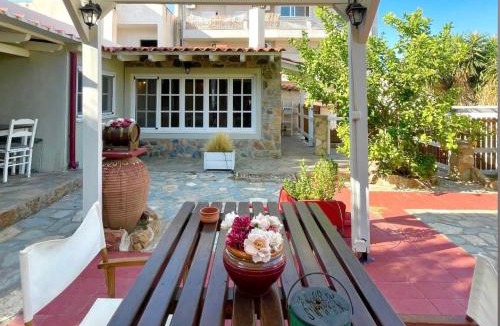 Spata-Artemida House | Aggelou Apartments-10 mins from Athens airport