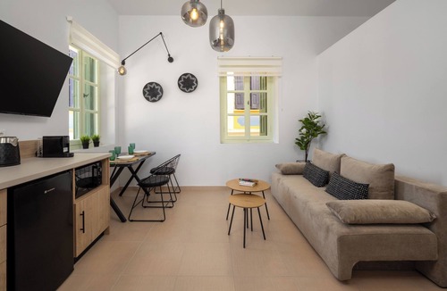 Symi Apartment | Agkyra Studio in port of Symi