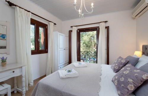 Longos Apartment | Aglaia Studio