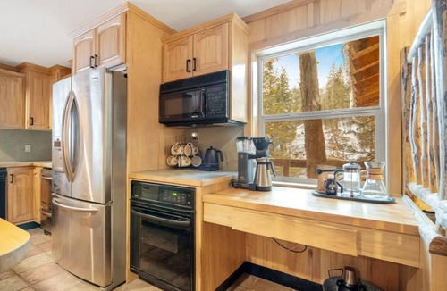 Garden Valley Cabin | Agua Caliente - Private Hot Spring Cabin and year round creek!