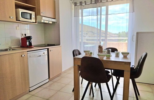 Santa-Maria-Poggio Apartment | Air-conditioned apartment for 4/6 people near beach with two bedrooms