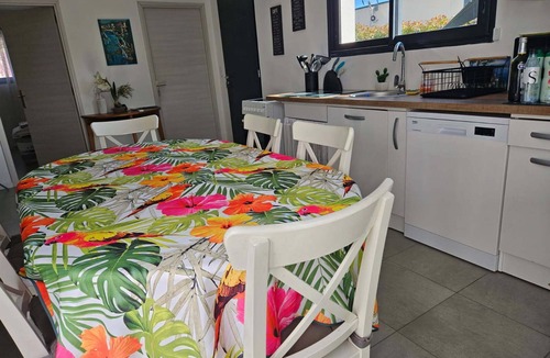 Porticcio Cabin | AIR-CONDITIONED BUNGALOW IN PORTICCIO FOR 4 PEOPLE