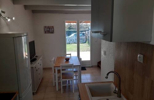 Poggio-Mezzana Villa | Air-conditioned seaside mini villa with mountain view