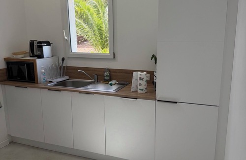 Figari House | Air-conditioned villa with views, swimming pool and outdoor entertainment area.