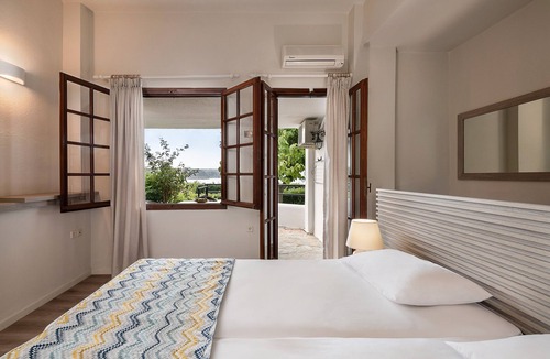 Livadi House | Alianthos Suites