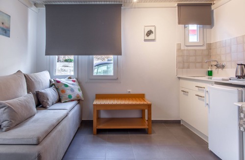 Paleopolis Hotel | Alkyoni Studios