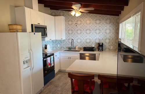 Nice Cabin | ALL INCLUSIVE AMENITIES:Kayak,SUP,Pedal Boat,PingPong,Pickleball,Movie Nt &MORE!