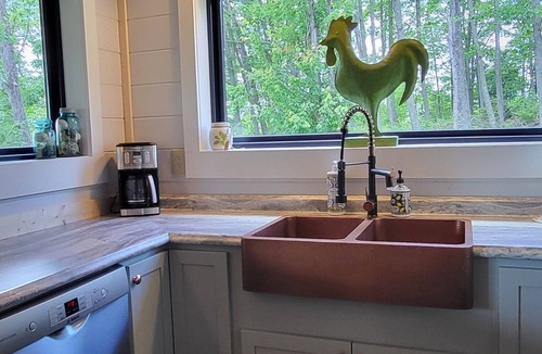 Frenchburg Cottage | All New Firefly Cottage in the Woods Overlooking Red River Gorge Geological area