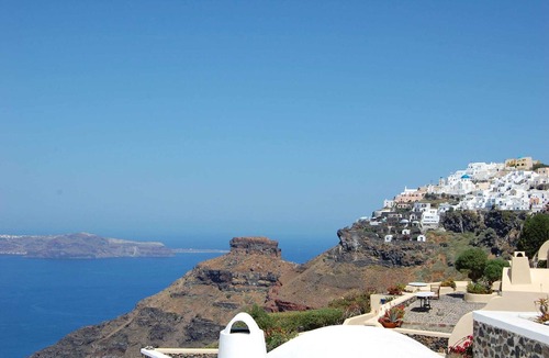 Apollonia Villa | Alluring Milos Villa | Villa Crystal Cove | 2 Bedrooms | Breathtaking Sea Views.