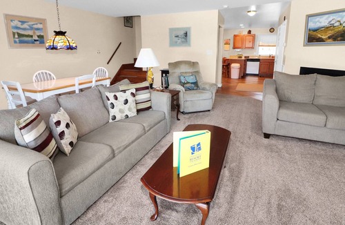 Chincoteague House | Almost Bayside, water view and pet friendly!