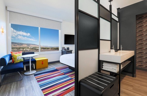 Reno Hotel | Aloft by Marriott Reno-Tahoe International Airport