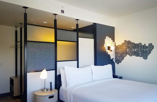 Reno Hotel | Aloft by Marriott Reno-Tahoe International Airport