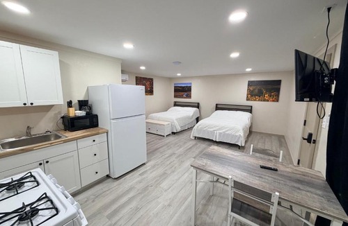 Alpine Hotel | Alpine Adventures Inn