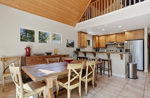 Yosemite West House | Alpine Aerie