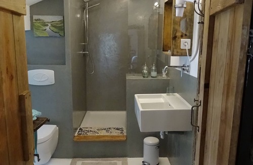 Altagene House | Altagène bed and breakfast, charm and sculptures 1