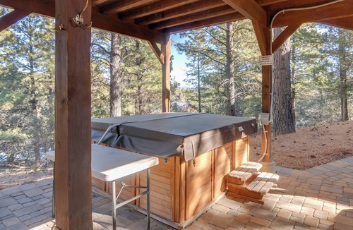 Long Valley Junction Apartment | Alton Nat'l Park Adventure Base w/Shared Hot Tub