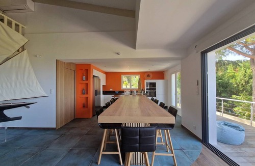 Molini House | ALZONE 6-bedroom villa with a swimming pool and sea views in a quiet location