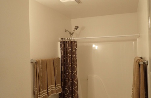 Campus Farm Apartment | Amazing 2Bd2BA, huge apt, private and safe, Rillito River Park walking distance.
