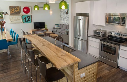 Mississippi District House | Amazing architecture in the heart of walking neighborhod