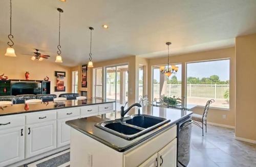 Ironwood House | Amazing luxury home on golf course, beautiful water view, private heated pool!