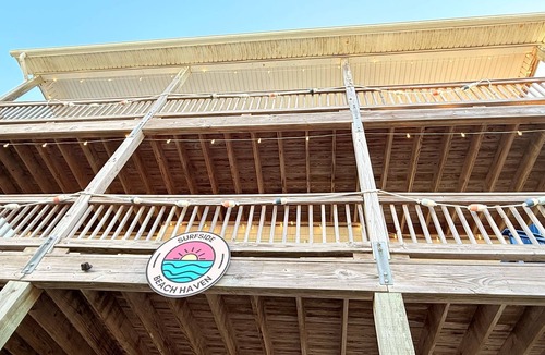 Surf City Ski Chalet | Amazing ocean views, Sleeps 8, Beach access, Pets OK