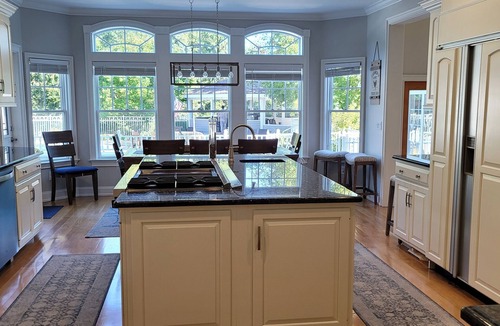 Stonington House | Amazing Stonington Estate With Huge Heated Saltwater Pool