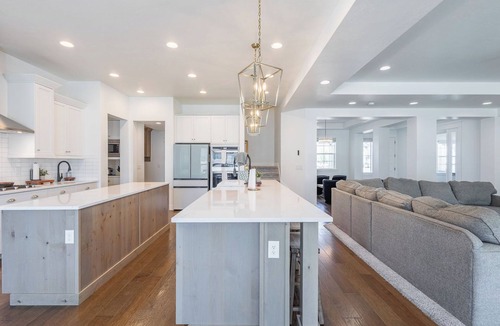 Meridian House | Amenity Packed Modern Estate