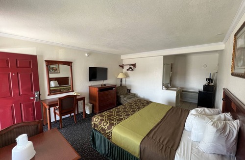 Hanford Hotel | Americas Best Value Inn Hanford