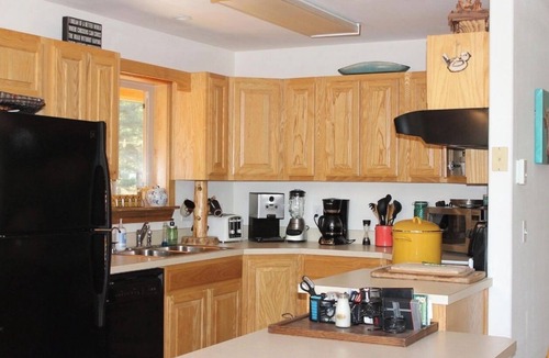 Rexford Cabin | An amazing property on the West Kootenai. On 3.6 acres, this cabin is 2700 sq ft