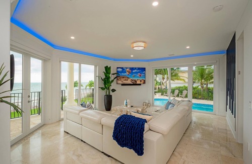 Marathon House | An Ocean Front Luxury Retreat for Your Dream Vacation in the FL Keys.