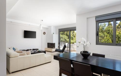 Vari House | Anavil House Athenian Riviera