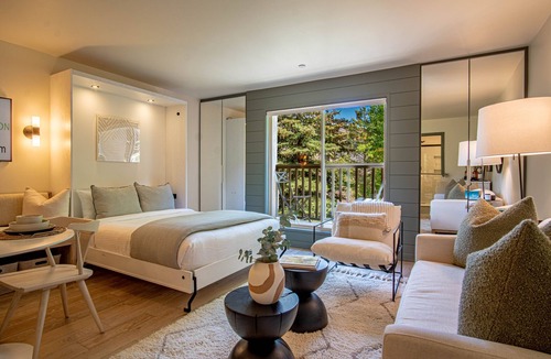 Elkhorn Village Condo | Angani Studio - Elkhorn Resort Amenities Included