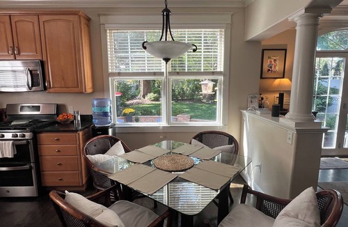 Annapolis House | Annapolis gem with beautiful outdoor dining! Near U.S. Naval Academy