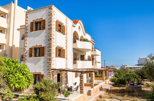 Karpathos Town Apartment | Apartment '2' with Mountain View, Wi-Fi and Air Conditioning