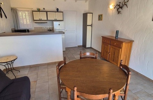Tarcu Apartment | Apartment 3 people with panoramic sea view in quiet residence