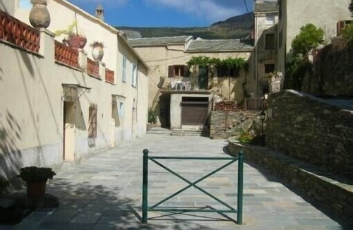 Albo Apartment | Apartment at Corsican Cap, in a village, 1 mile away from the sea