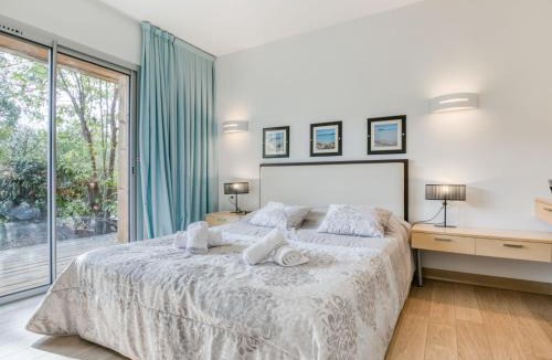 Santa Giulia Apartment | Apartment Cala Sultana-16 by Interhome